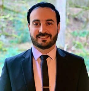 Headshot_HJ_use for media